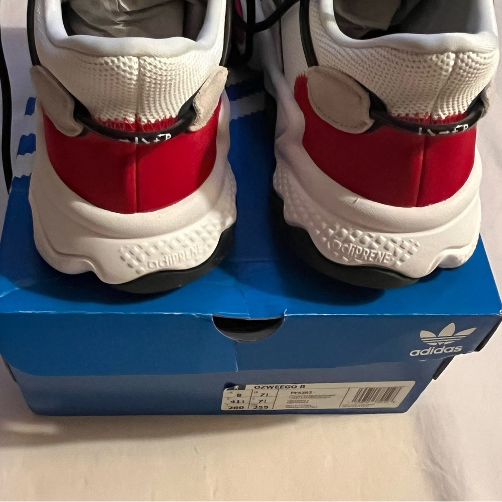 !!NEW!! Adidas Men Ozweego BAIT x Street Fighter x Ryu - Picture 6 of 9